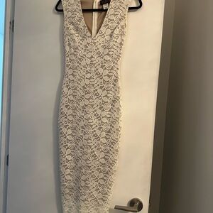 Elegant Lace V-Neck Dress - Cream